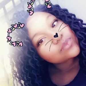 Meet your Posher, Johnnay